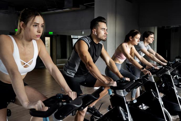 Conheça a aula de spinning da V4 Excellence